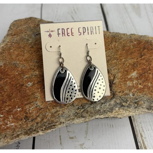 Jewelry - NEW Peyote Bird Sterling Silver Onyx Earrings J082